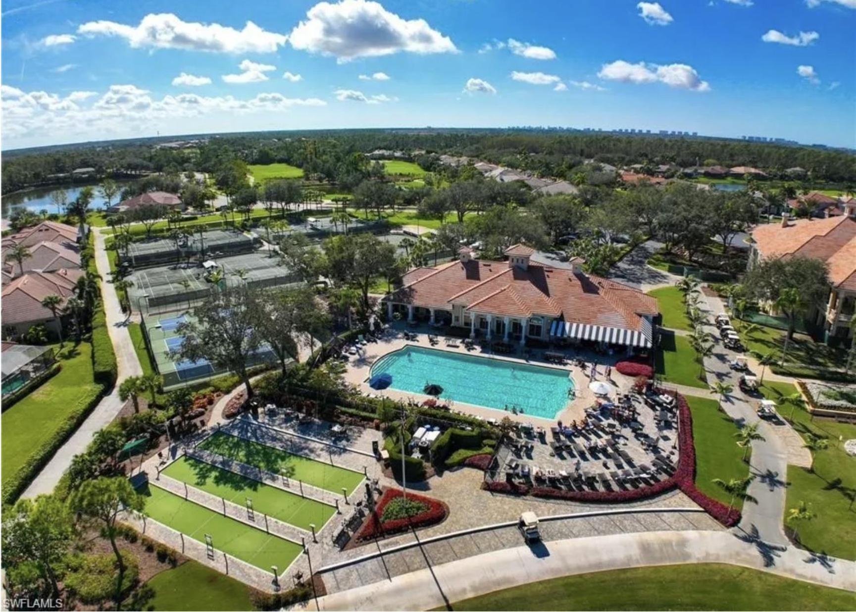 2 Bedroom First Floor Tennis, Bocce Pickleball And Championships *