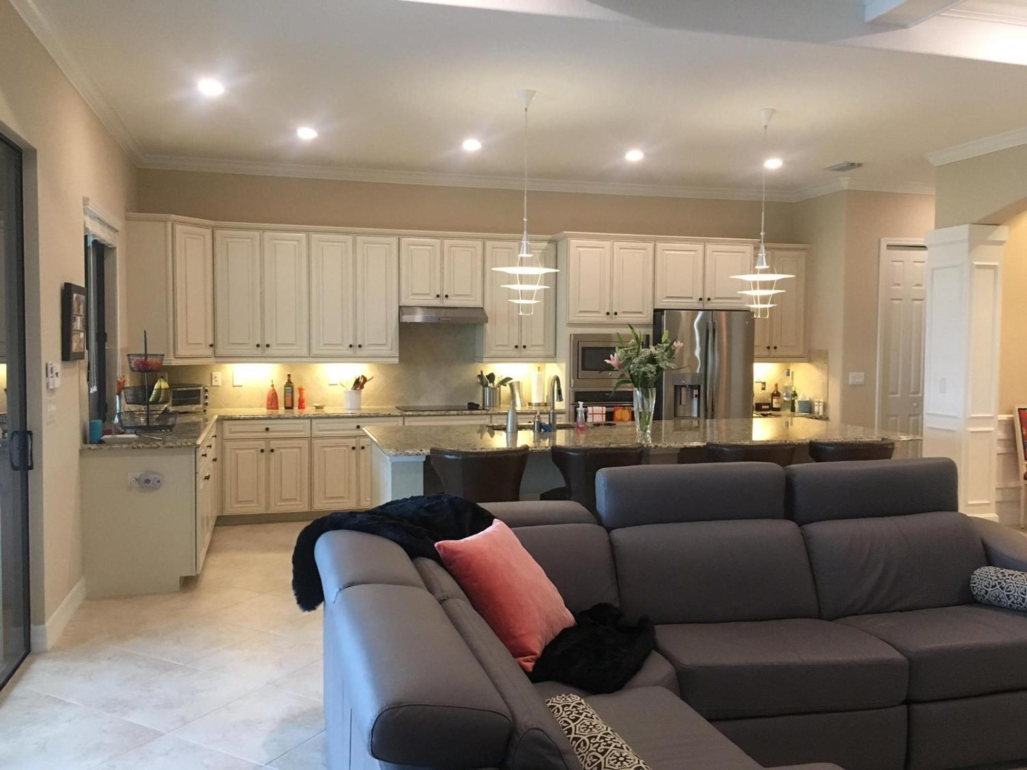 Kinross Twin Eagles Full Golf Available Pool Hot Tub Modern Holiday home Naples