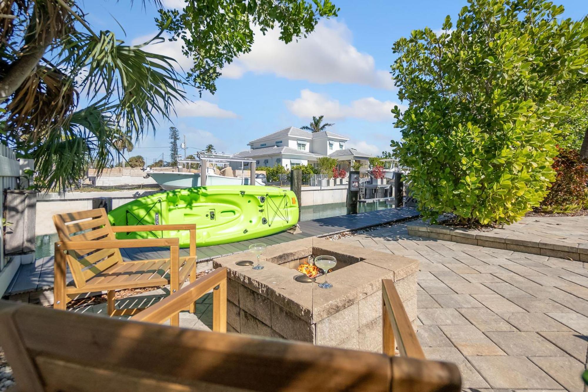 Holiday home Blue Banyan Boathouse *