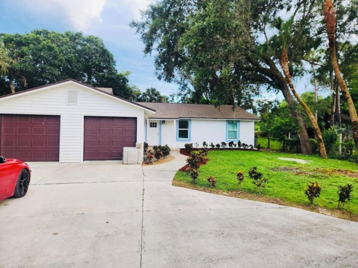 424 Beautiful With Pool And Soaker Tub Holiday home