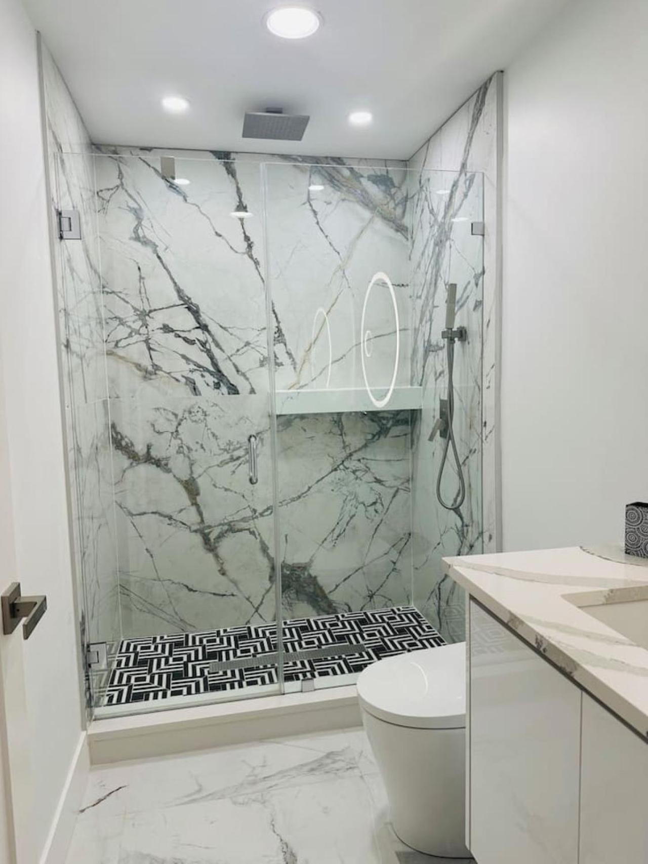 424 Beautiful With Pool And Soaker Tub Holiday home *