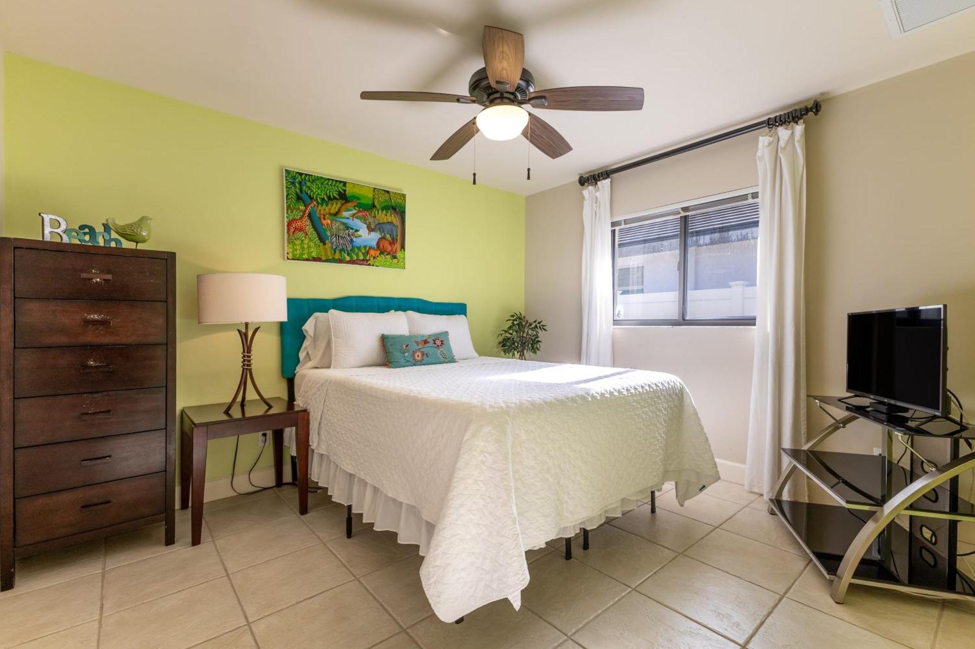 Private Pool Sunroom Escape At Manatee Naples