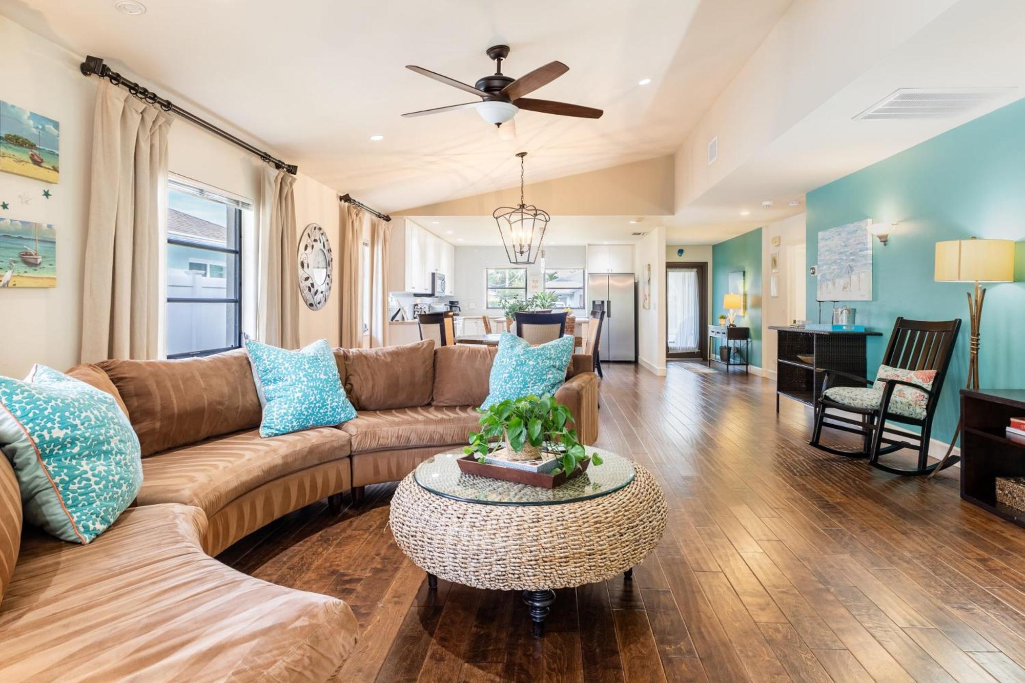Private Pool Sunroom Escape At Manatee * Naples