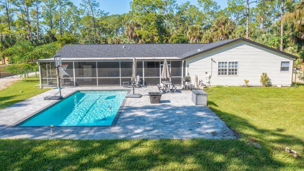 Holiday home Beautiful In With Huge Private Pool *