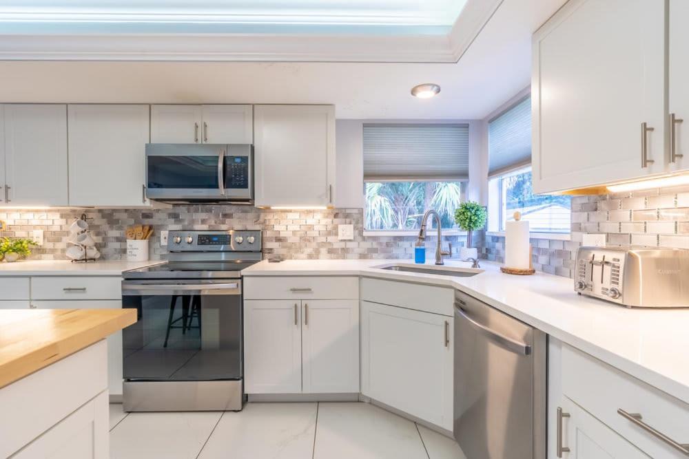 Beautiful In With Huge Private Pool * Naples