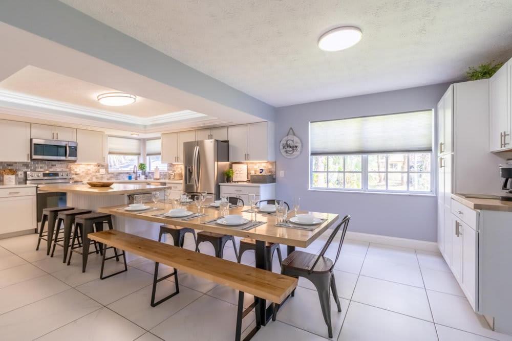 Beautiful In With Huge Private Pool Holiday home *