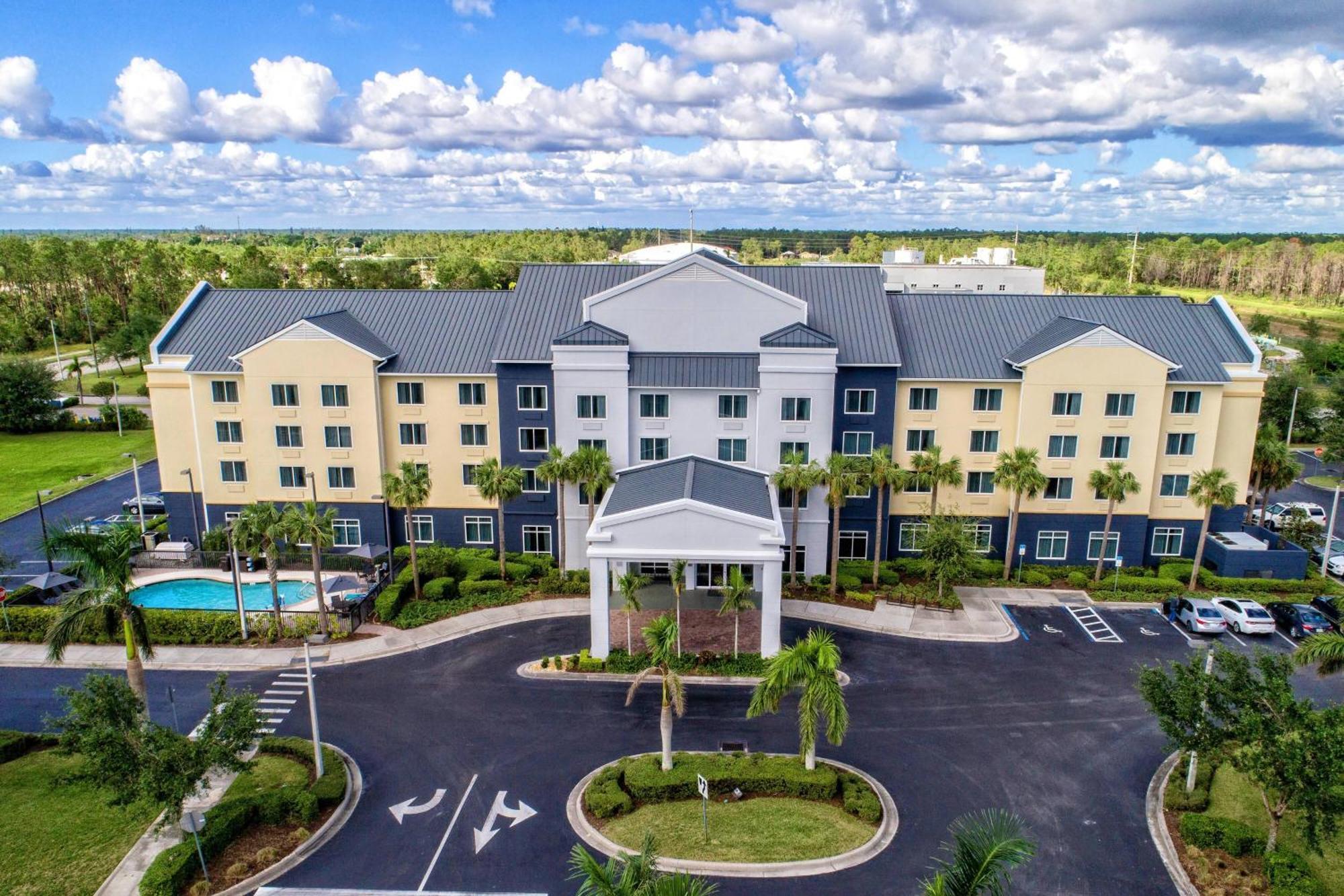 Fairfield And By Marriott Hotel