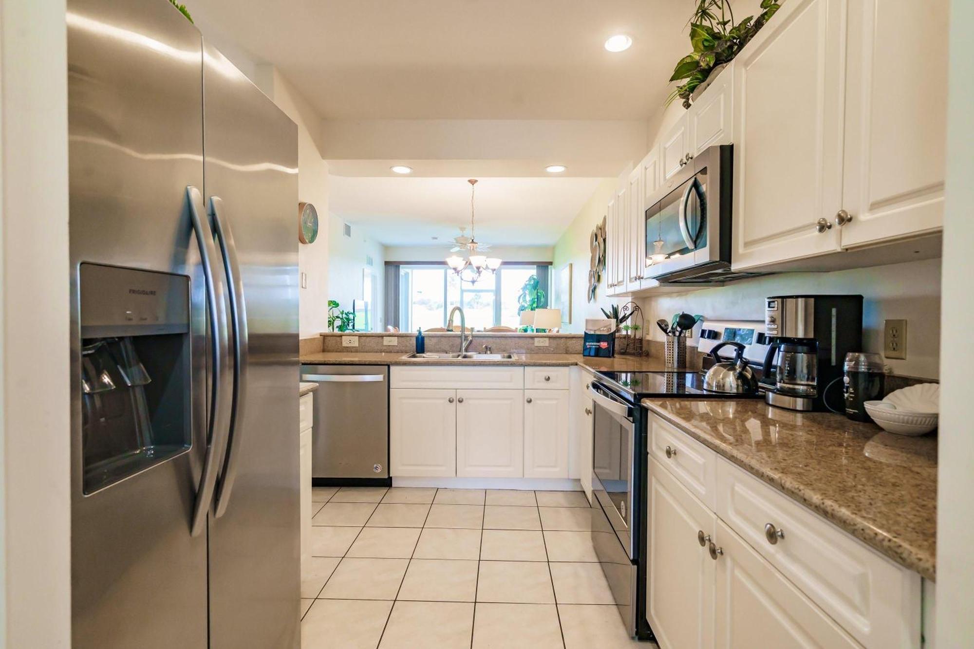 Stunning 3br With Tropical Views * Naples