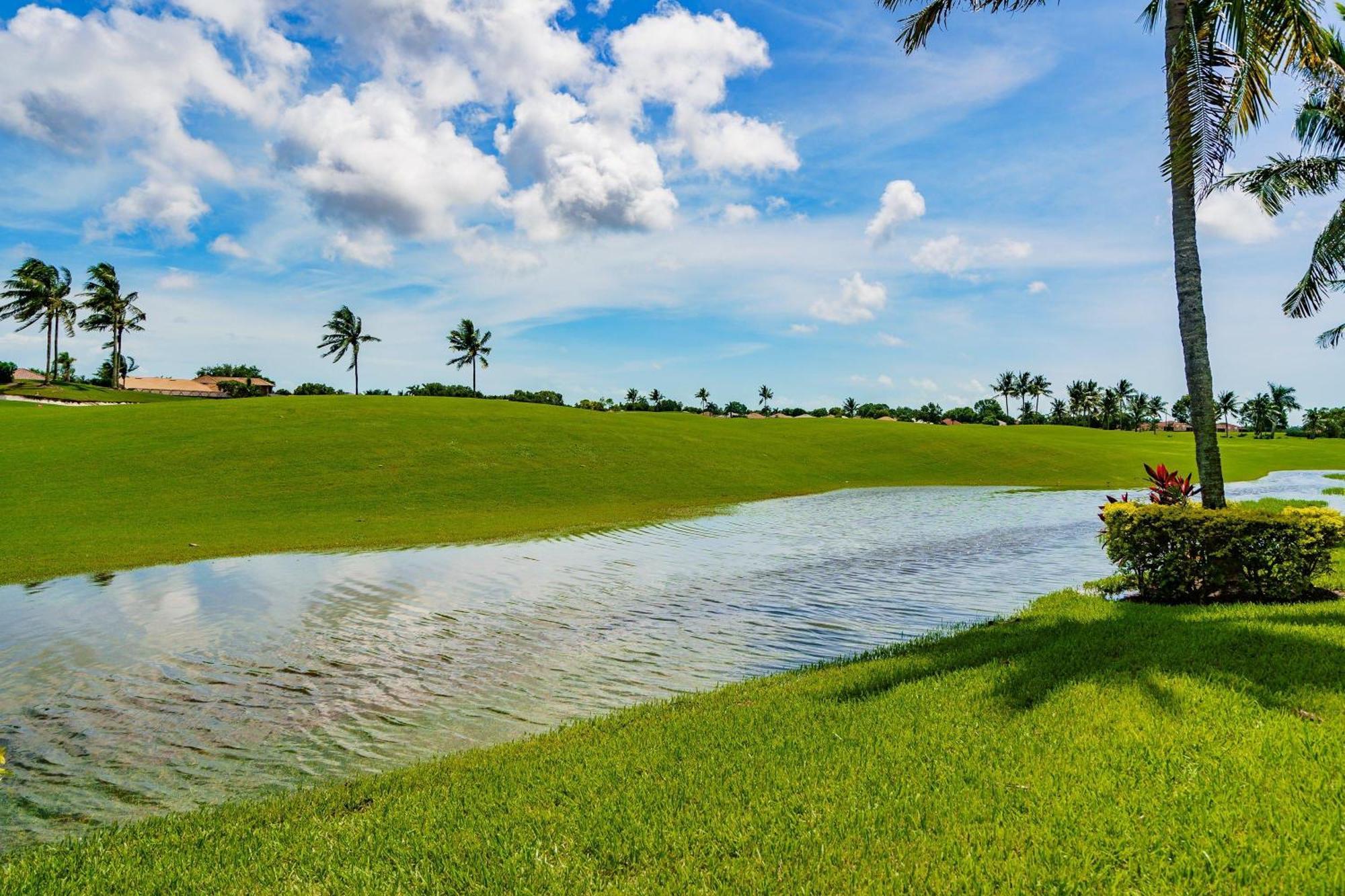 Stunning 3br With Tropical Views *
