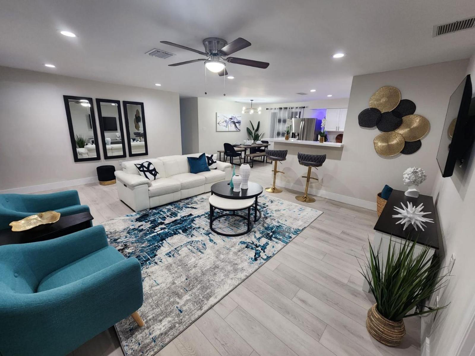 Holiday home Spacious 4br Getaway Near With Pool & Bbq Naples