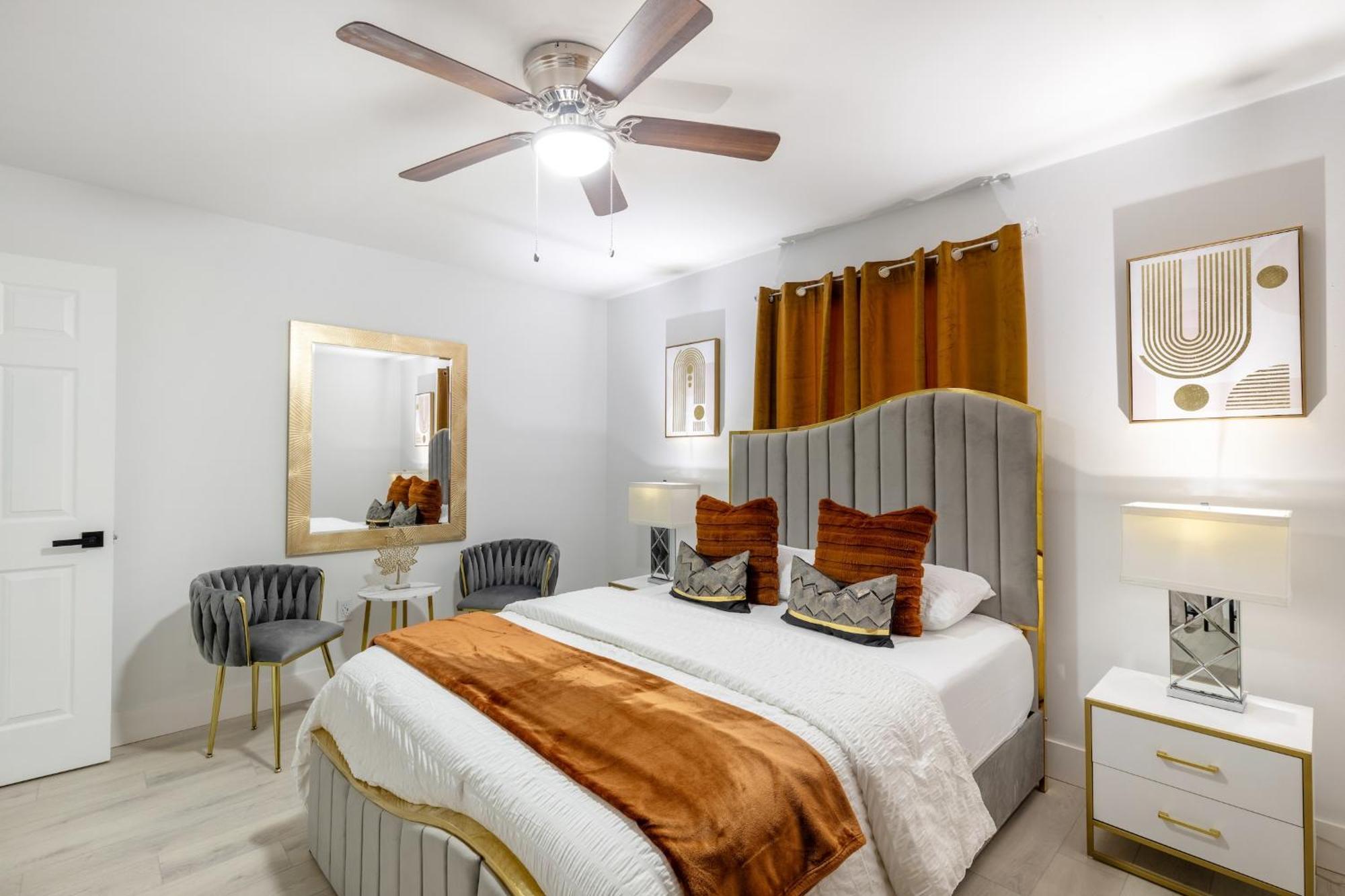 Spacious 4br Getaway Near With Pool & Bbq Naples