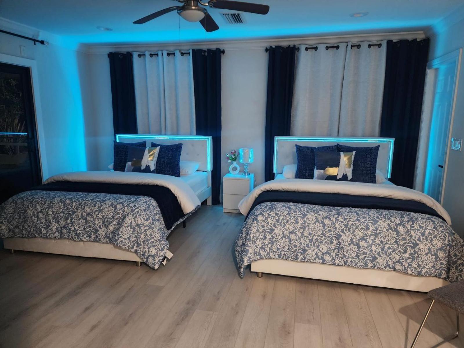 Spacious 4br Getaway Near With Pool & Bbq * Naples