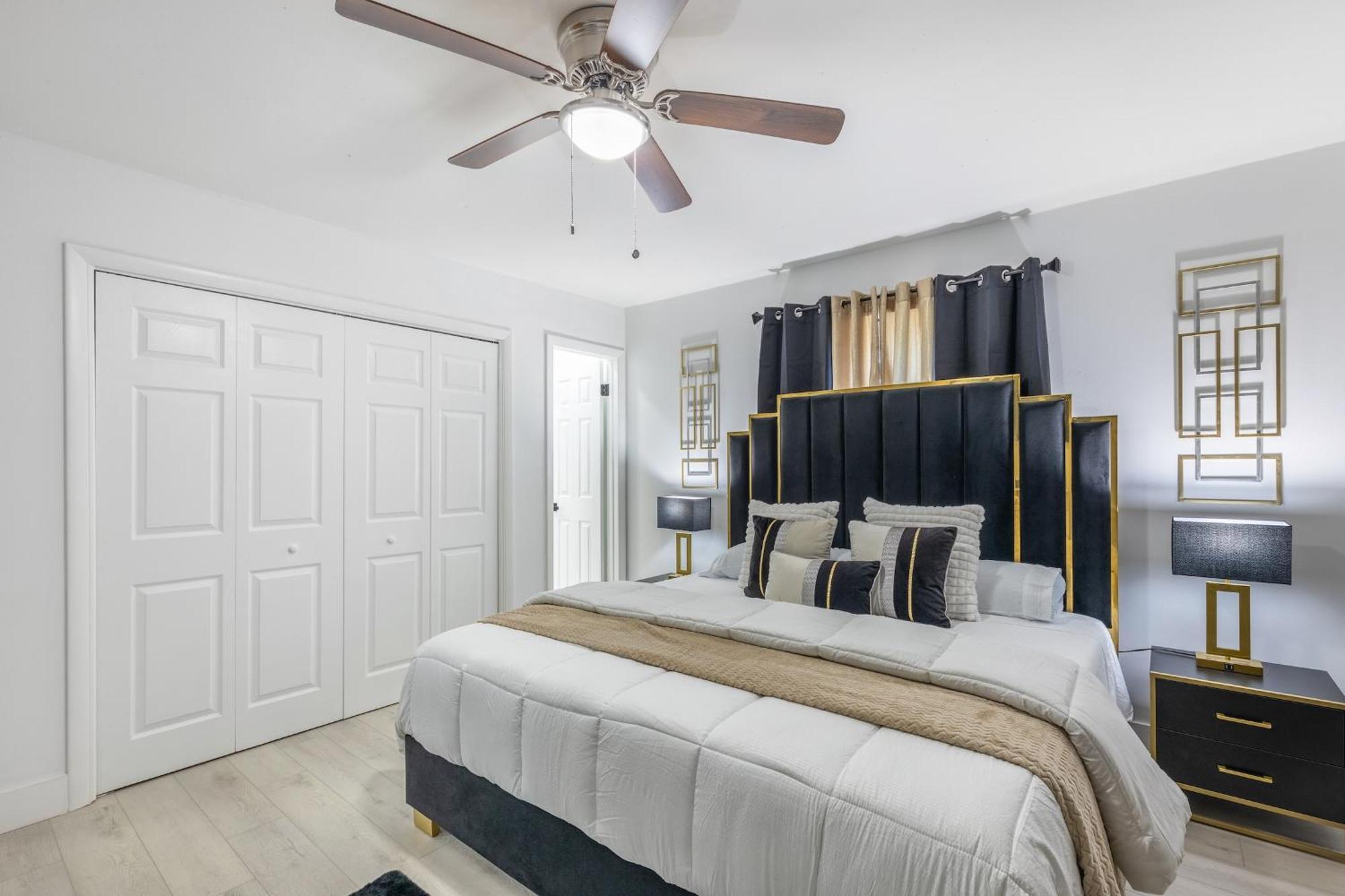 Spacious 4br Getaway Near With Pool & Bbq *