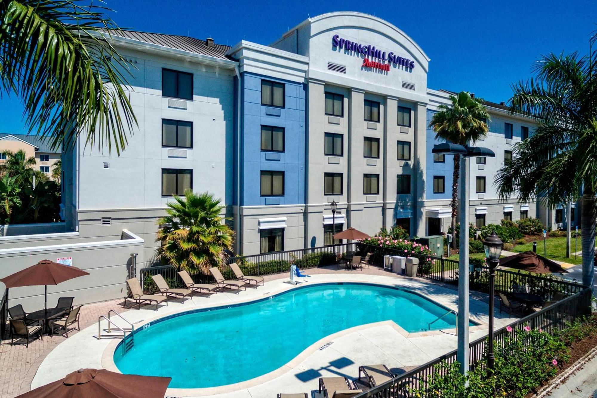 Hotel Springhill By Marriott 3*