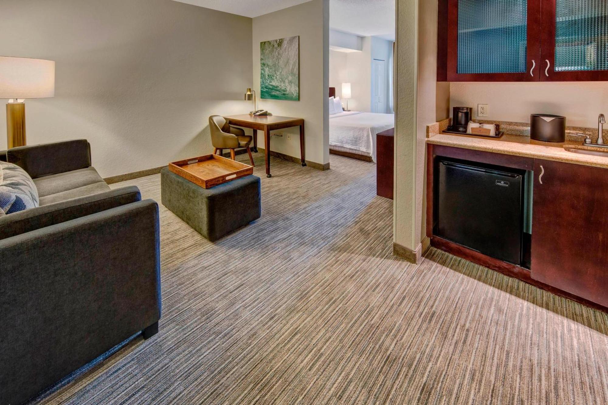 Springhill By Marriott Hotel 3*