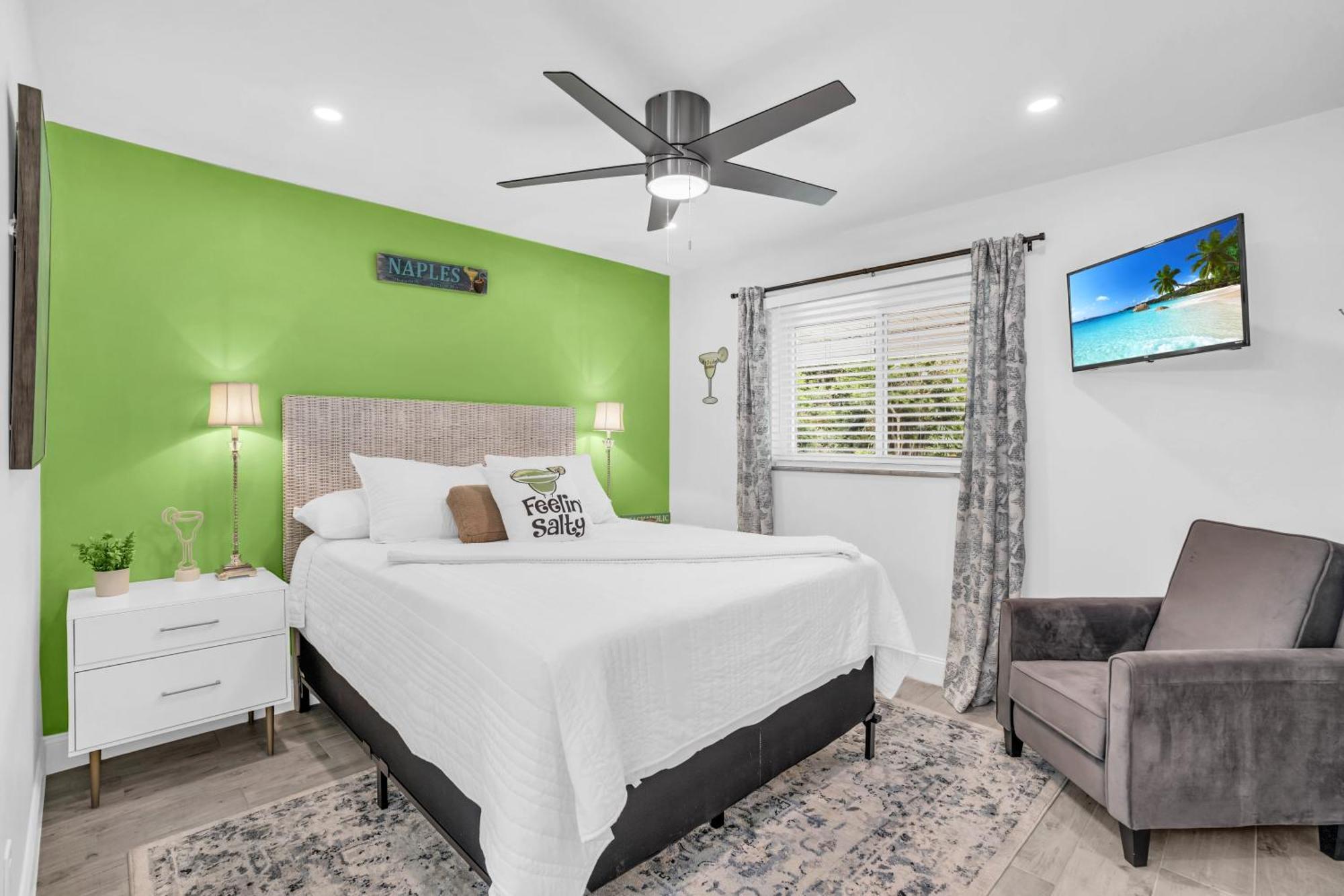 Sunset Splash Holiday home Naples