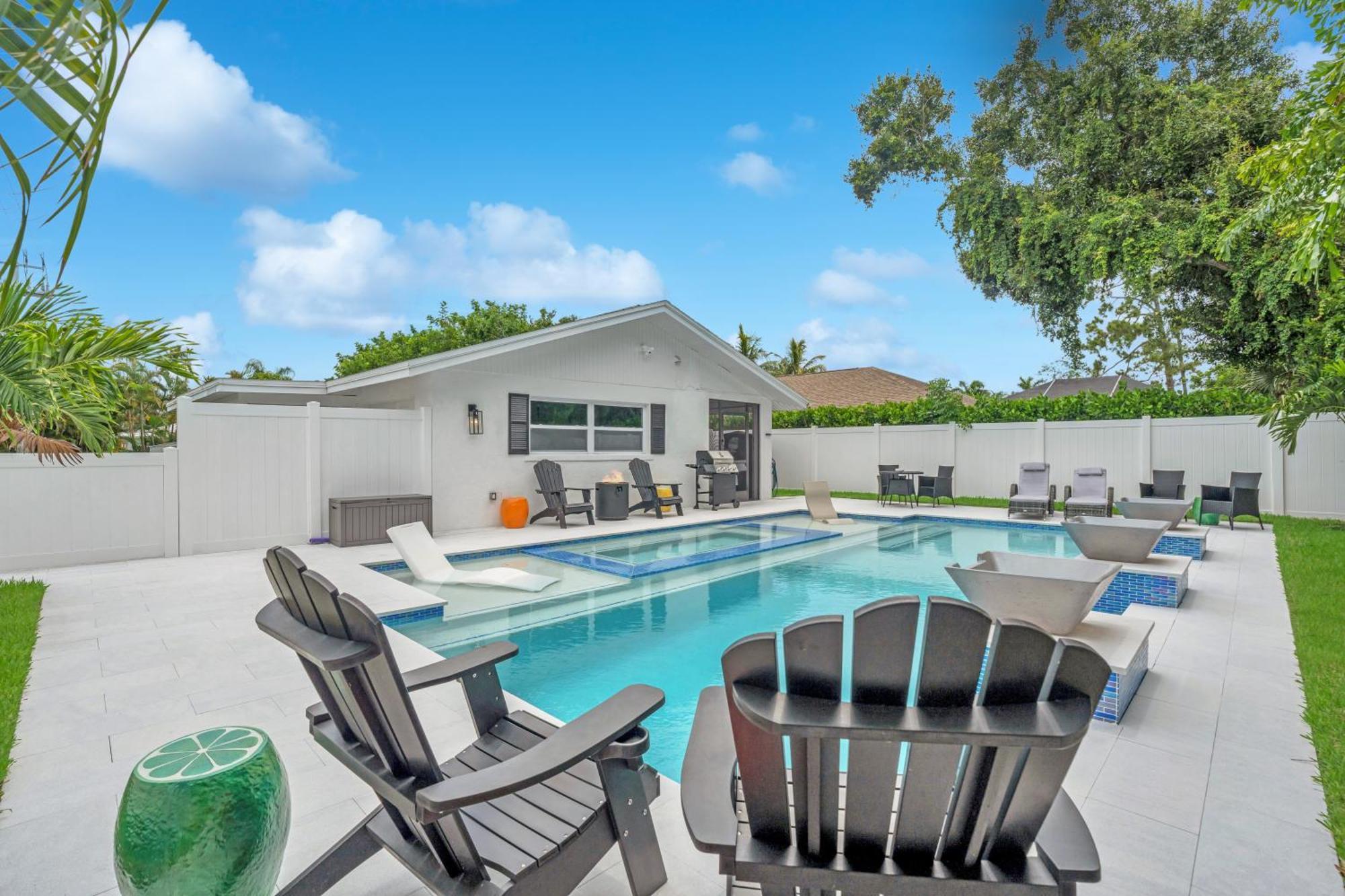 Sunset Splash Holiday home