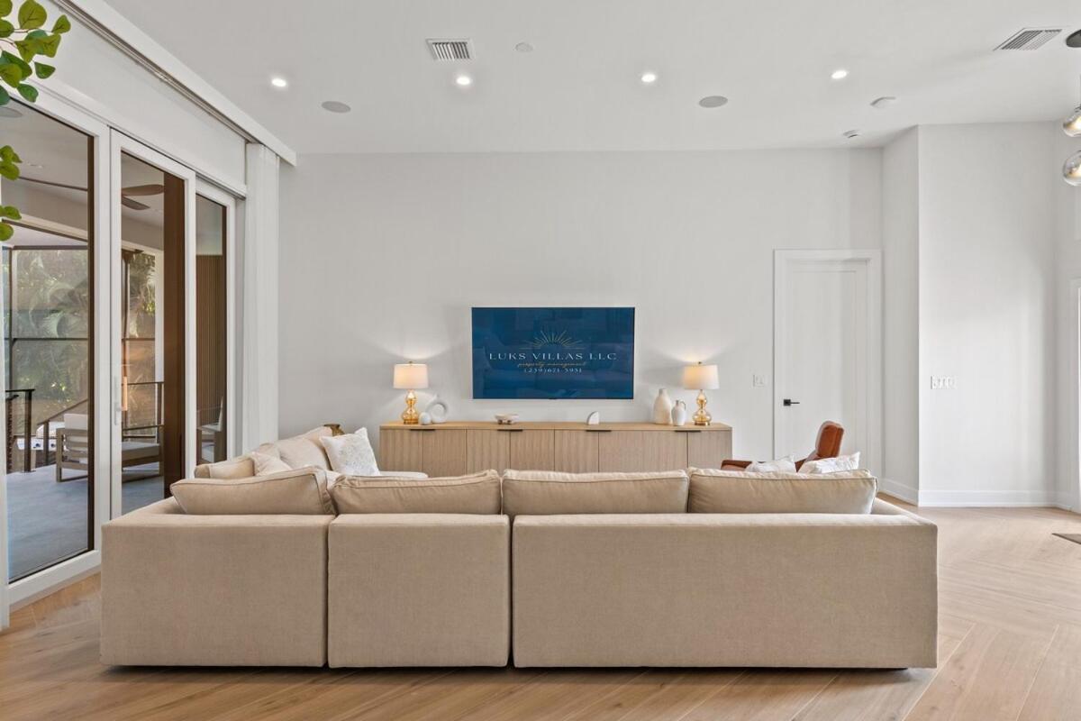 Villa Luxurious Retreat!