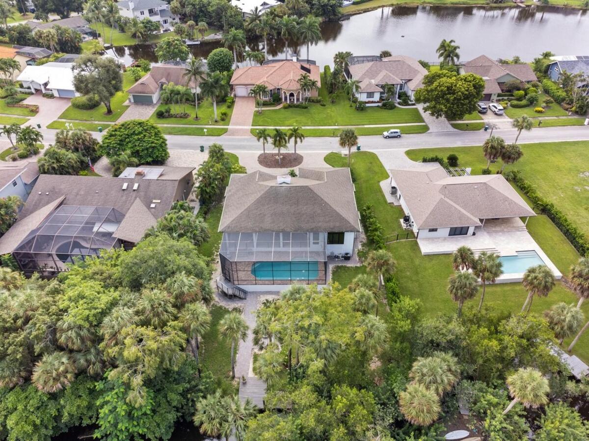 Luxurious Retreat! * Naples