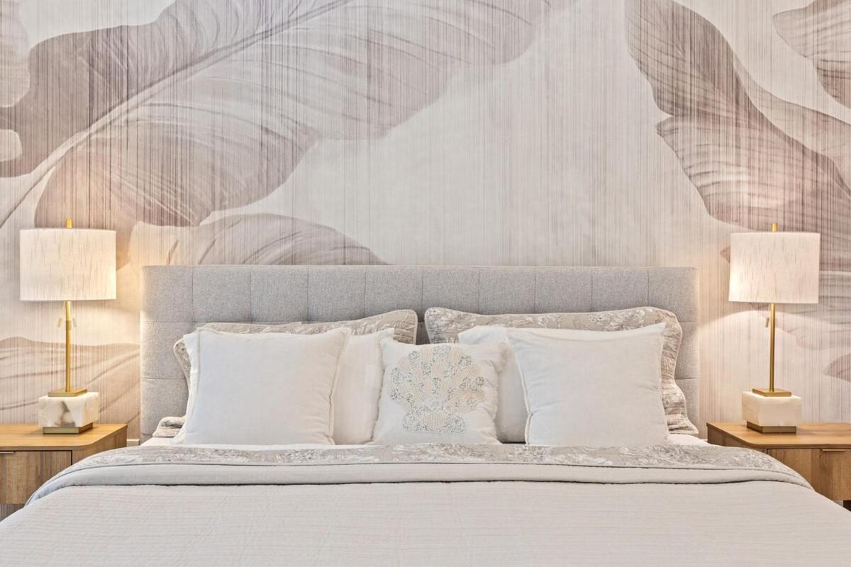 Villa Luxurious Retreat! Naples
