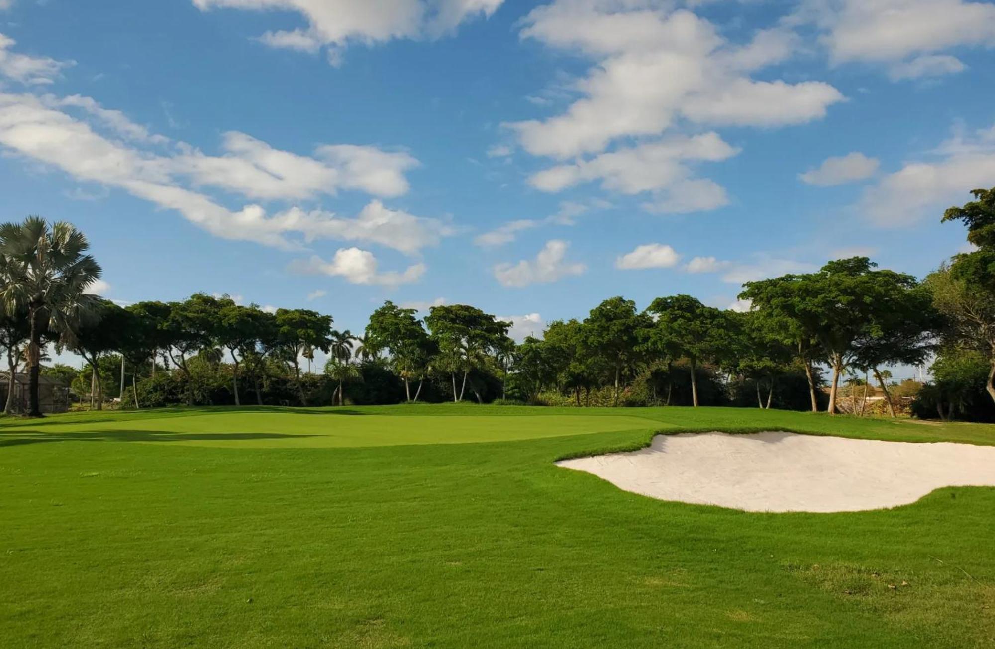 Aparthotel Stunning 2-bd Naples, 55+, Pool, Chickee, Golf Naples
