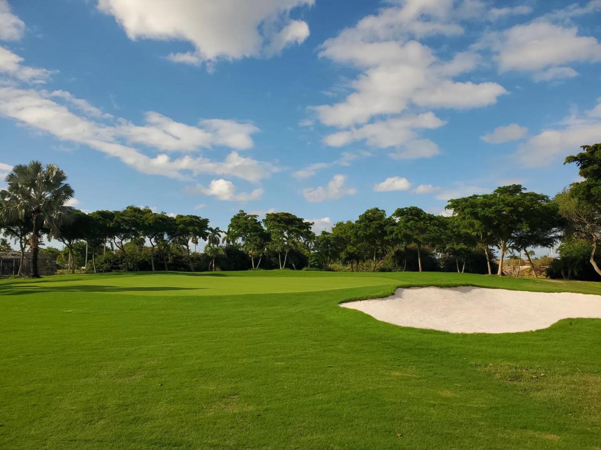 Stunning 2-bd Naples, 55+, Pool, Chickee, Golf Naples
