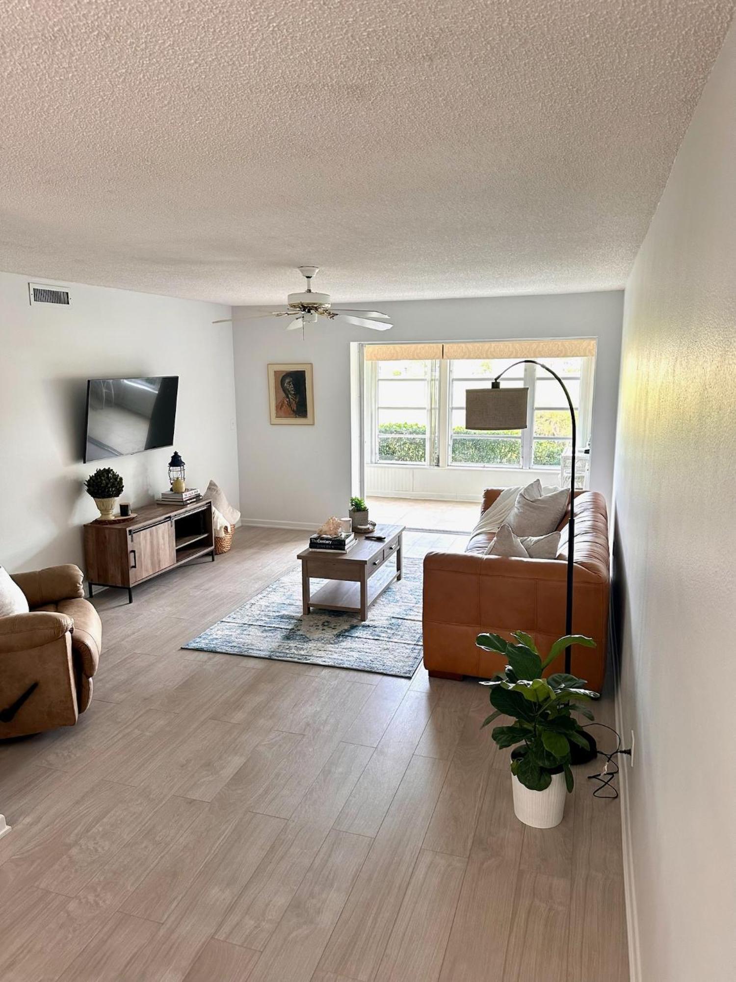 Aparthotel Stunning 2-bd Naples, 55+, Pool, Chickee, Golf *