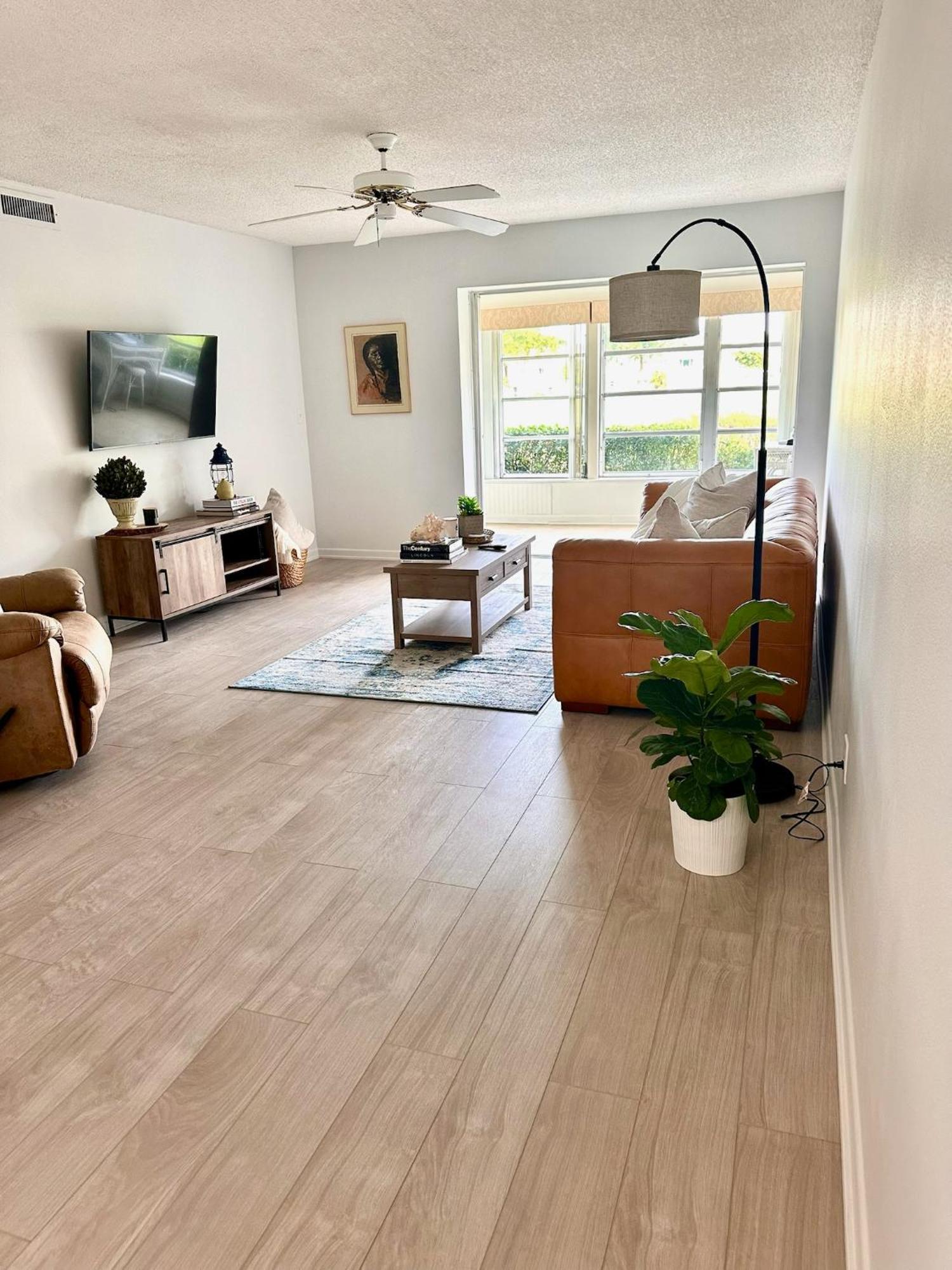 Aparthotel Stunning 2-bd Naples, 55+, Pool, Chickee, Golf