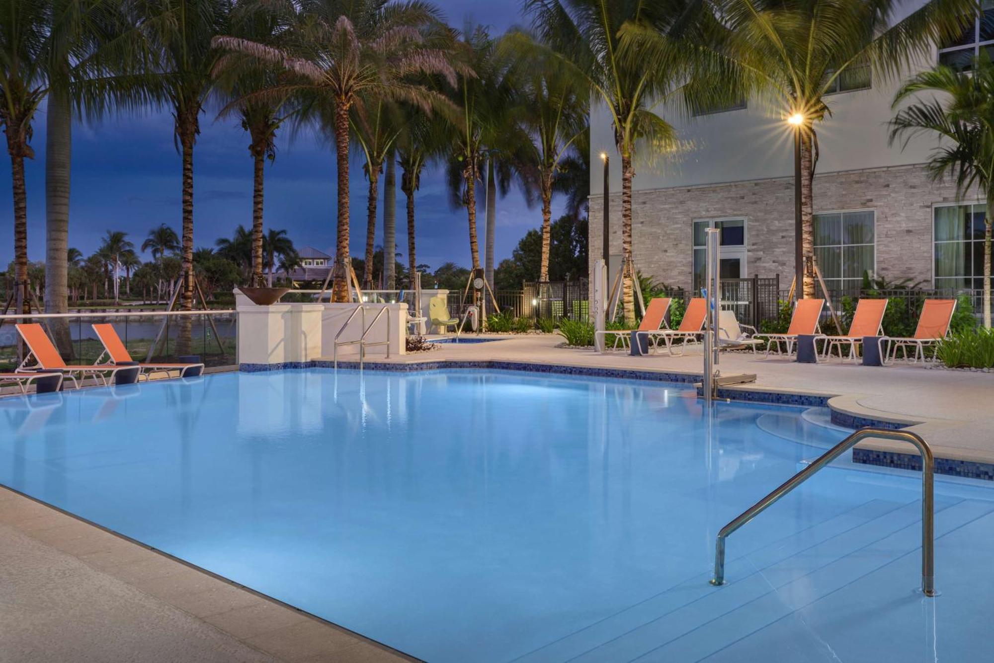 Hotel Hampton & South Naples