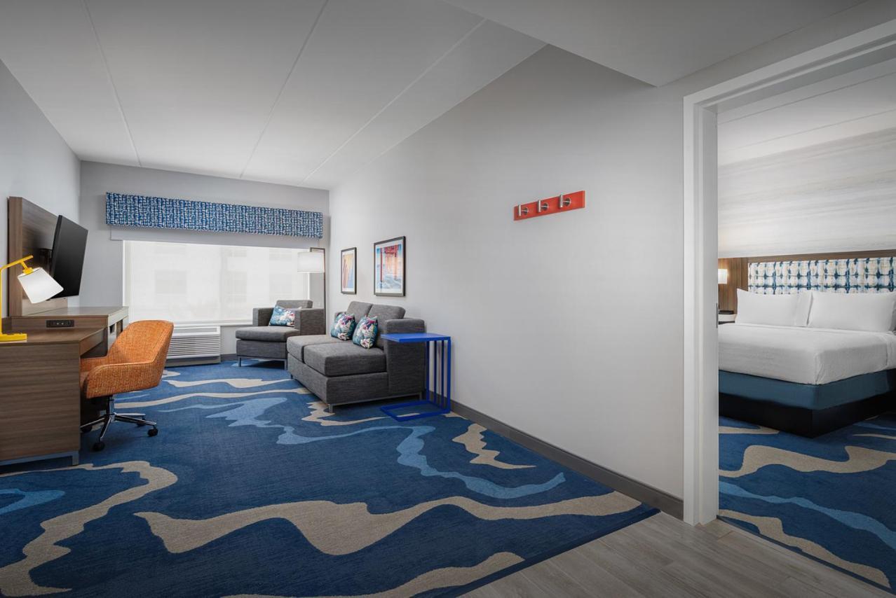 Hampton & South Hotel 3*