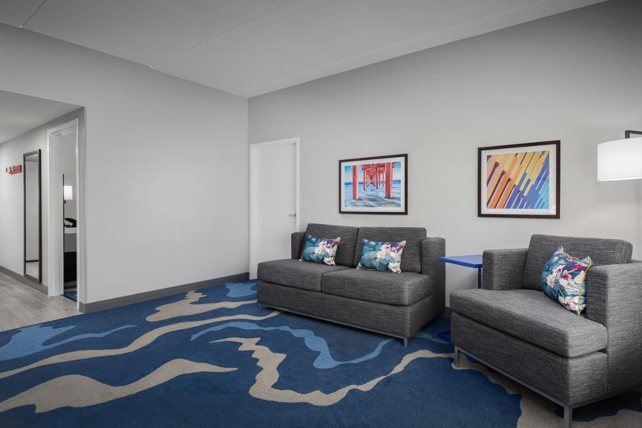 Hampton & South 3* Naples
