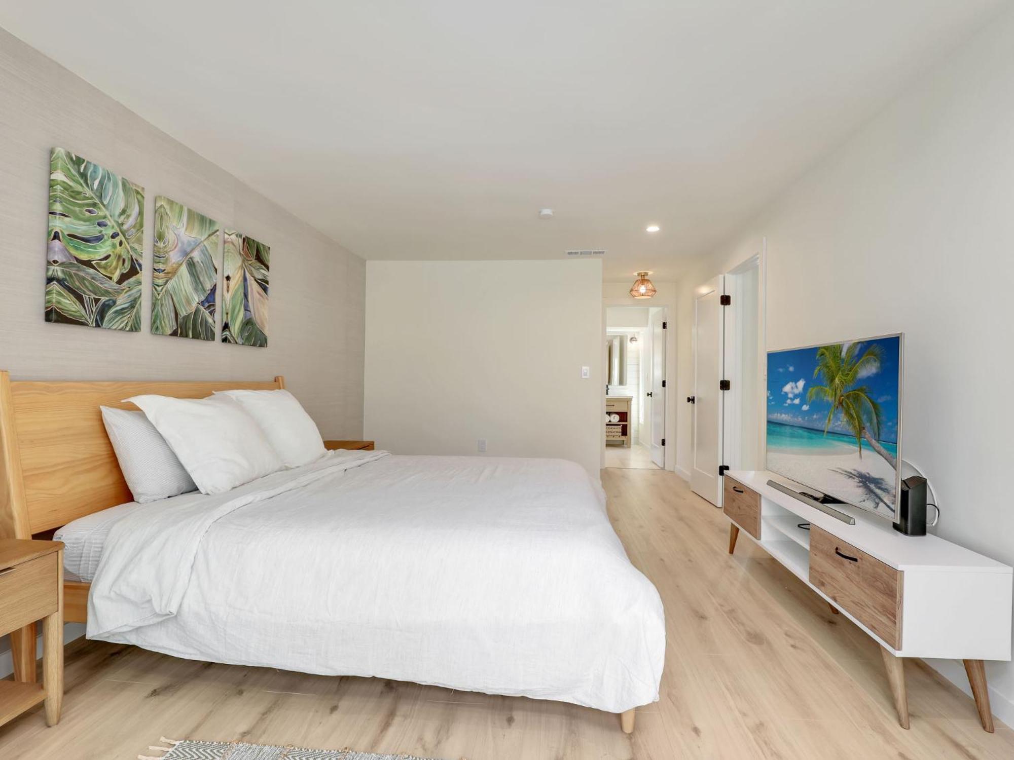 Charming Two-king-bedroom House In Delightful Naples
