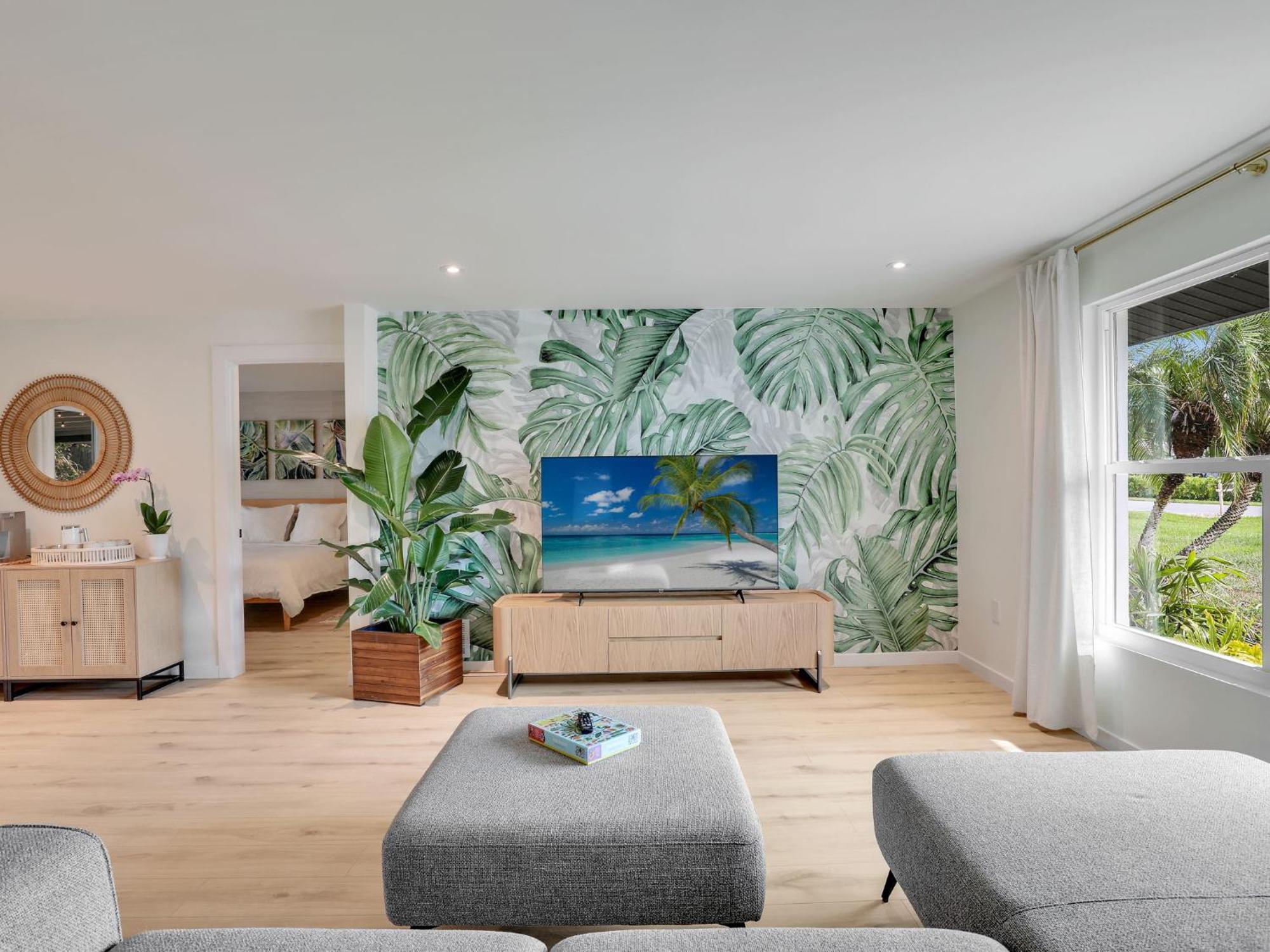 Charming Two-king-bedroom House In Delightful Holiday home