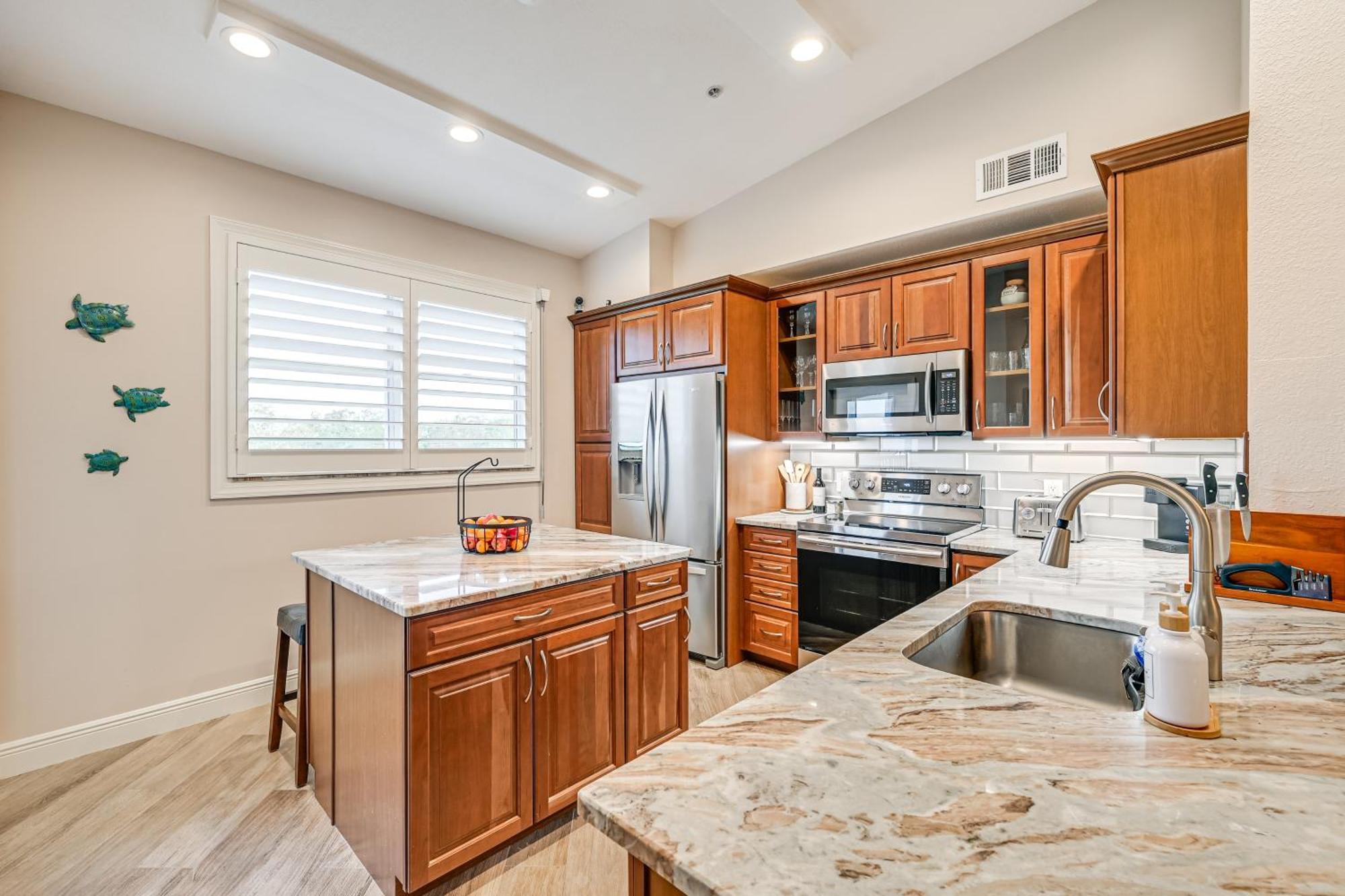 Apartment Elegant With Golf View And Community Pool
