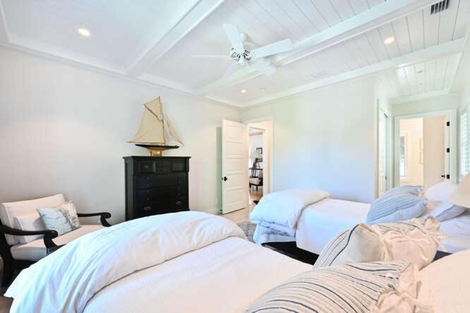 5 Bedroom Luxury Aqualane Shores Heated Pool Boat Slip * Naples