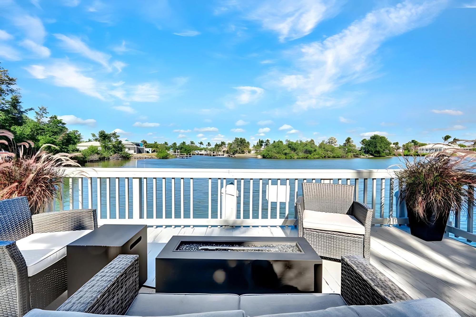 Apartment Waterfront - Isles Of Capri - Island Retreat - Marco Island - Naples
