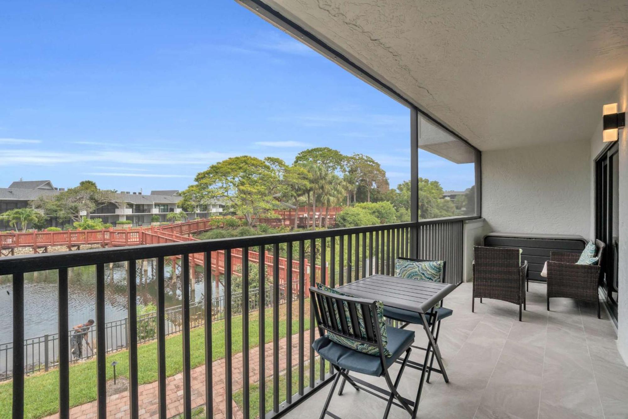 Updated And Beautiful Views Holiday home *