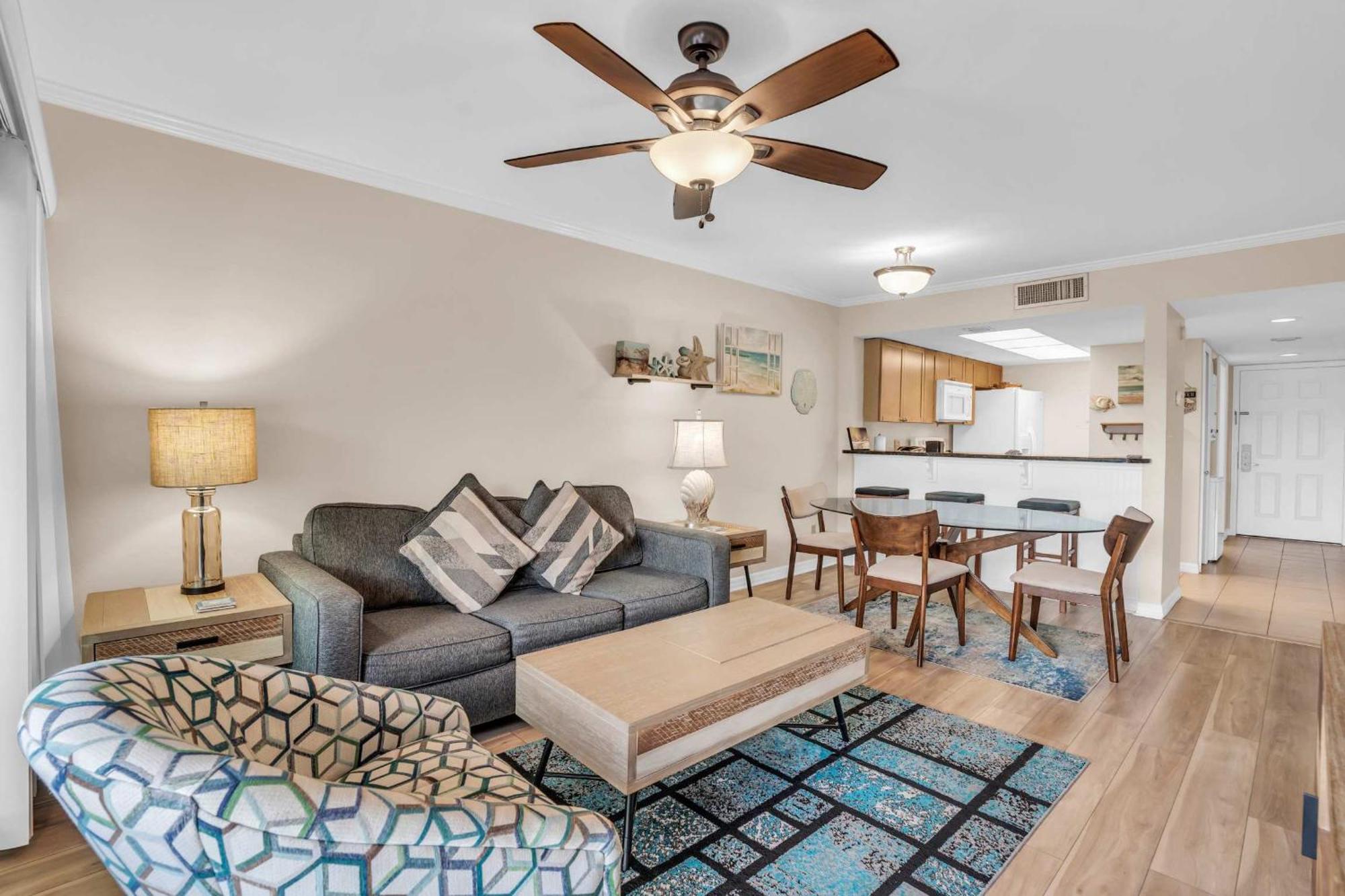 Pool And Views Park Shore Holiday home Naples