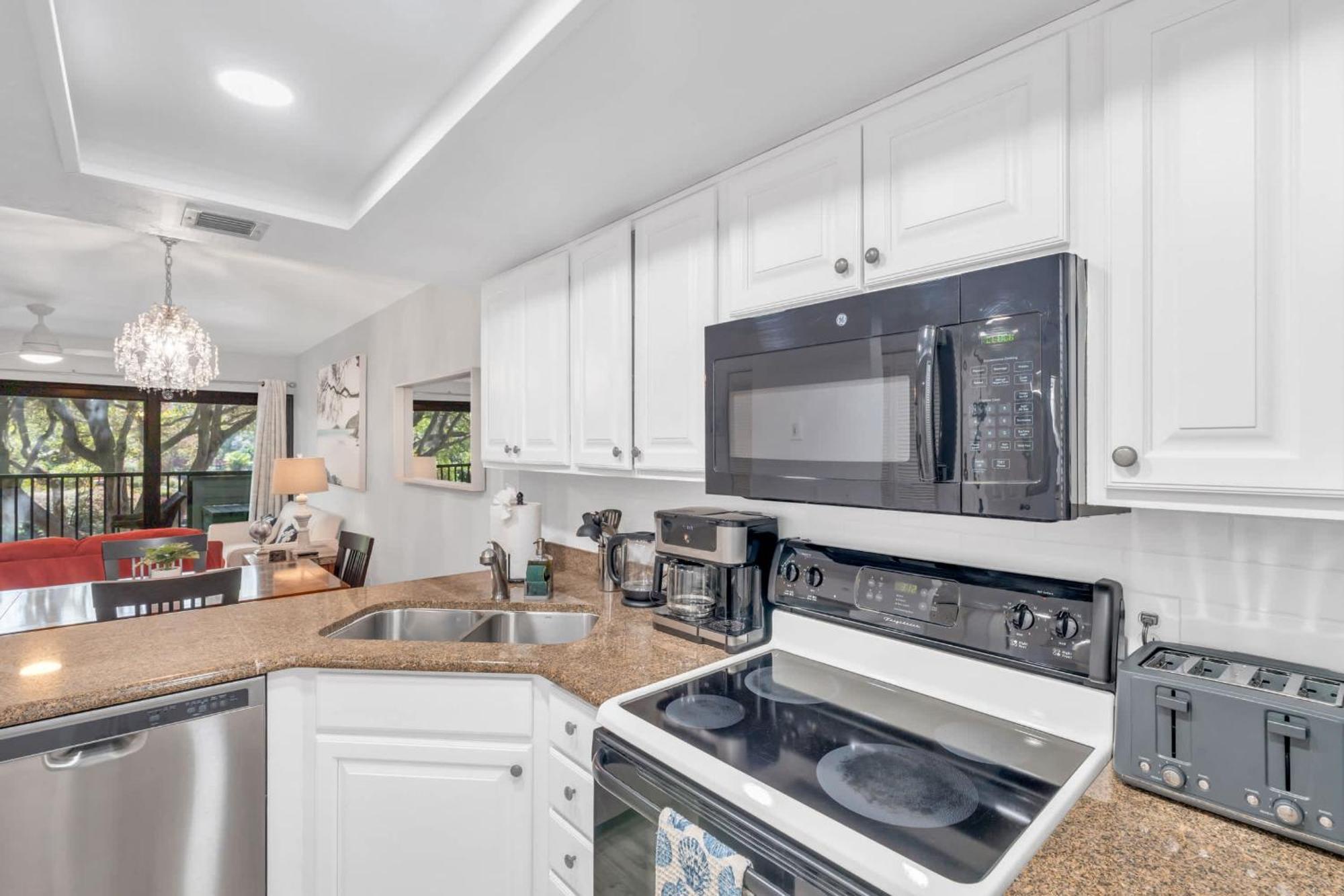 Close To The Lobby And Pool - Peaceful Views And Comfy Furnishings * Naples