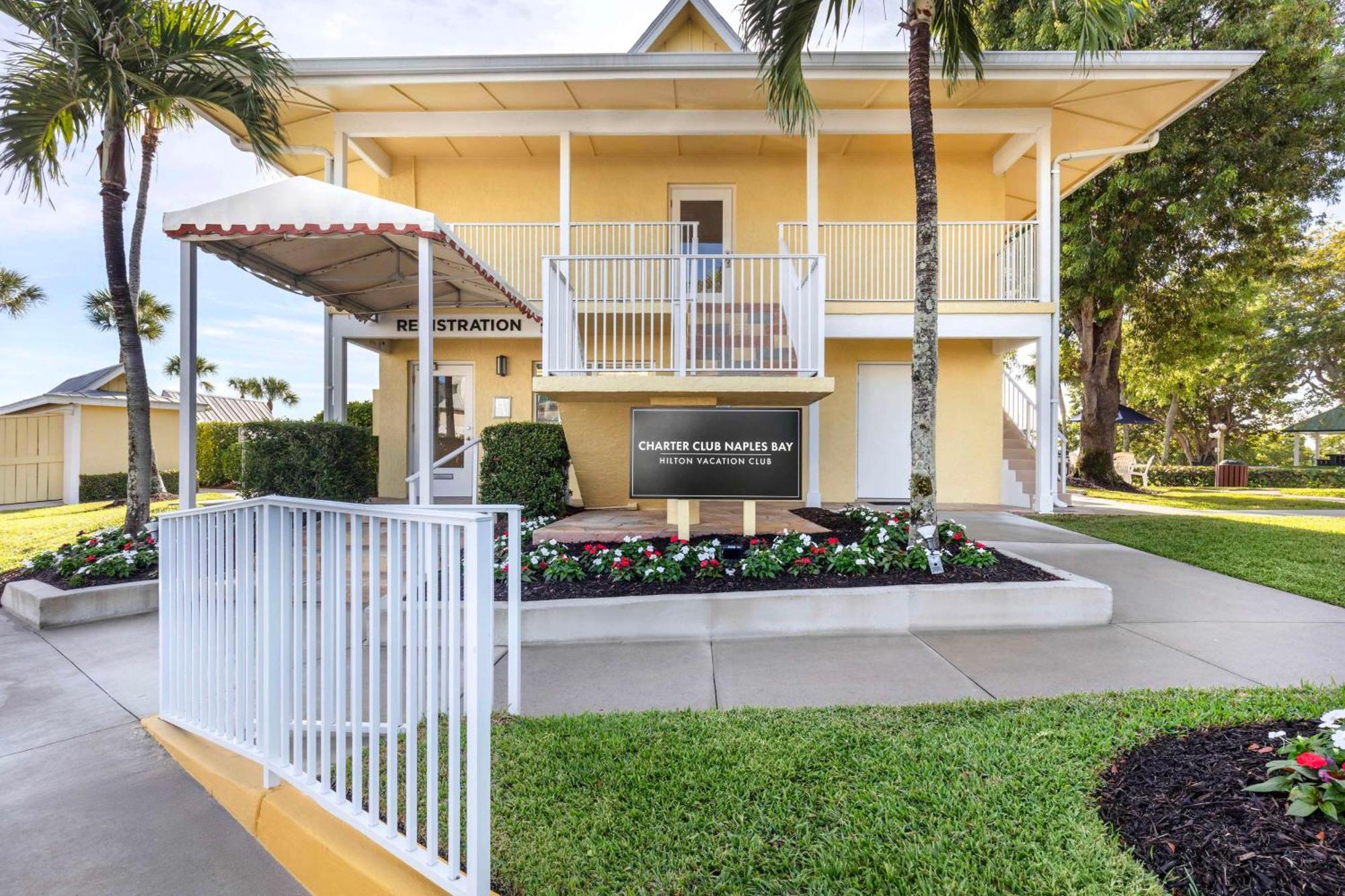 Hilton Vacation Club Charter Club Bay Naples