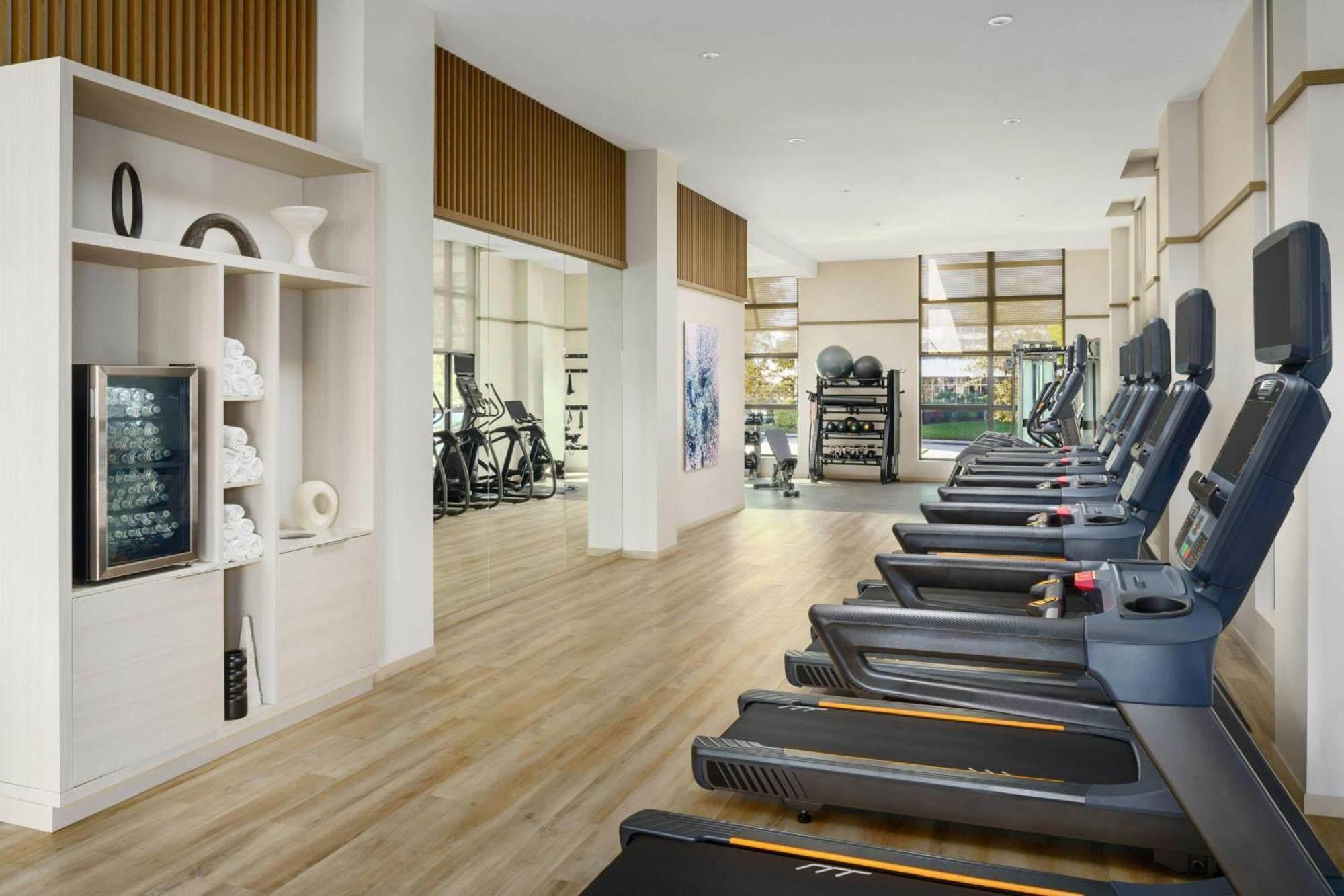 Ac By Marriott 5th Avenue Hotel 4*