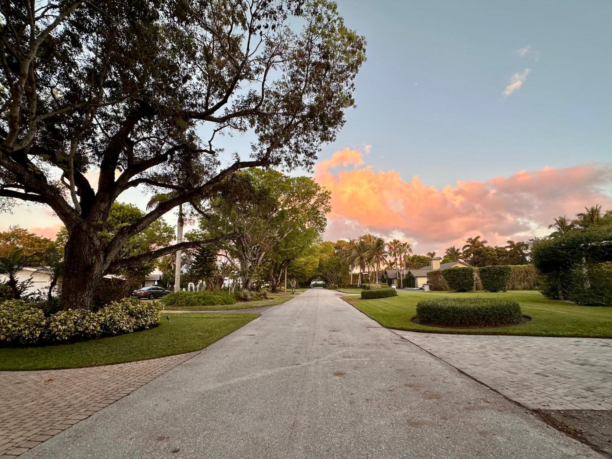 Walk To The From Your Italian Inspired *