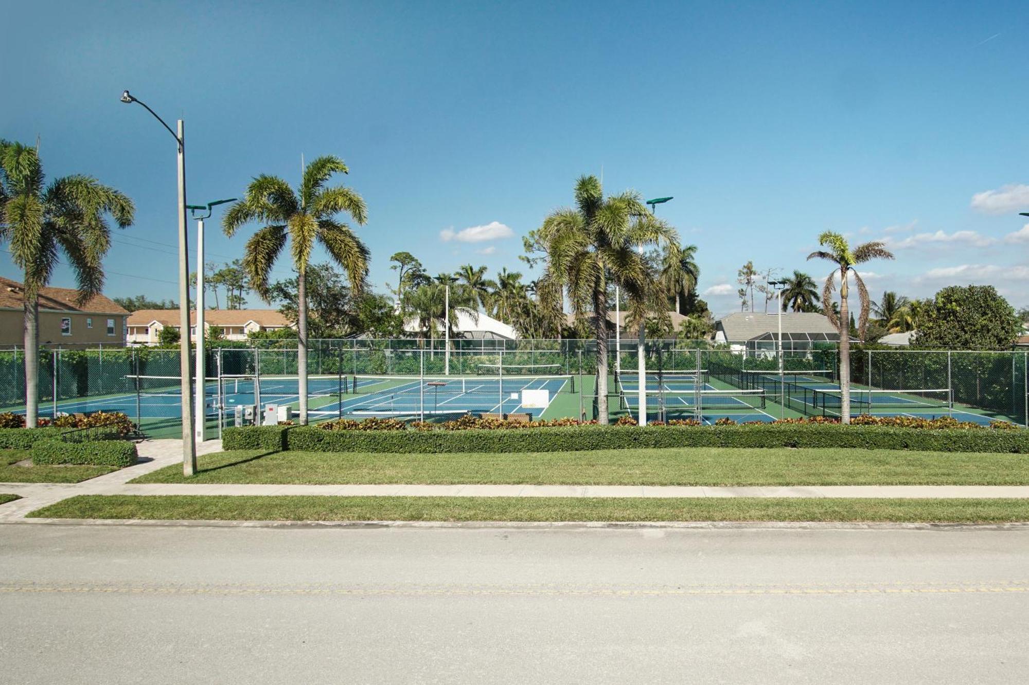 Sovanita House Naples, Fl