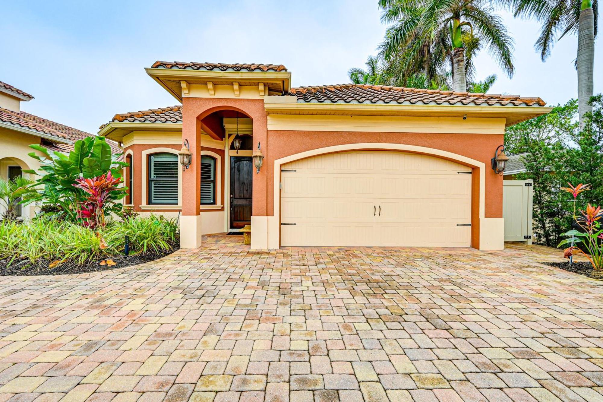 Coastal Getaway About 2 Mi To Beaches! Holiday home Naples