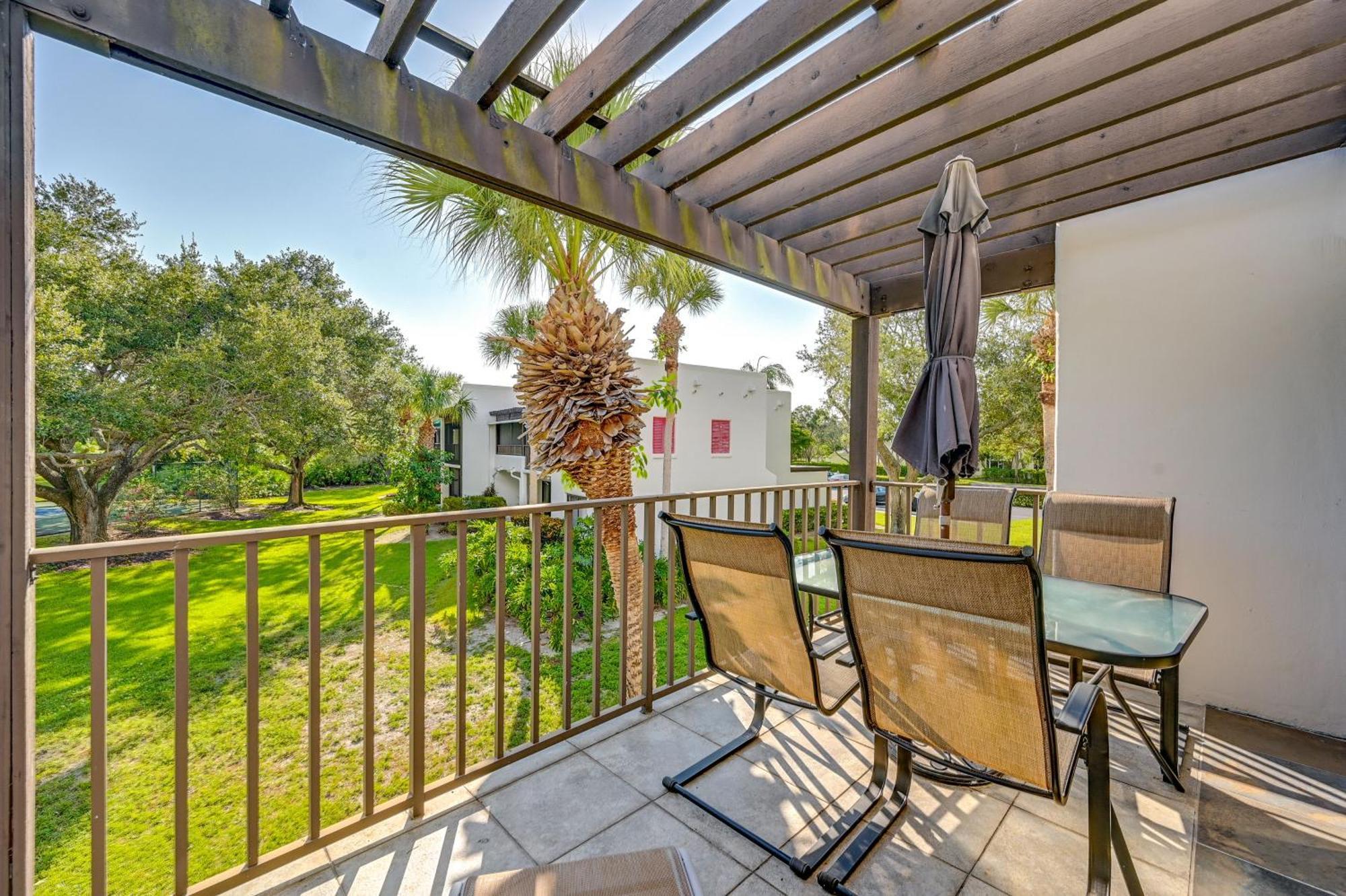 Lovely Vacation With Shared Pools! Naples