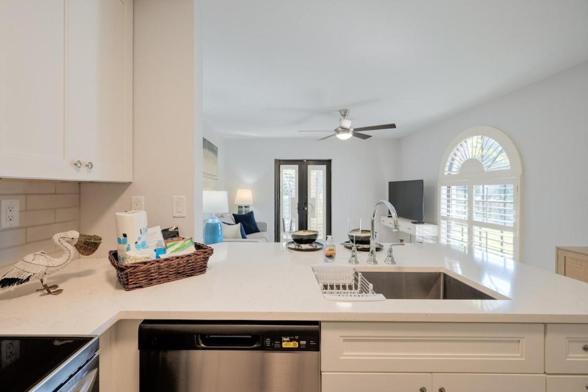 Apartment Lemarquis, Old Condo, Near Beach&downtown