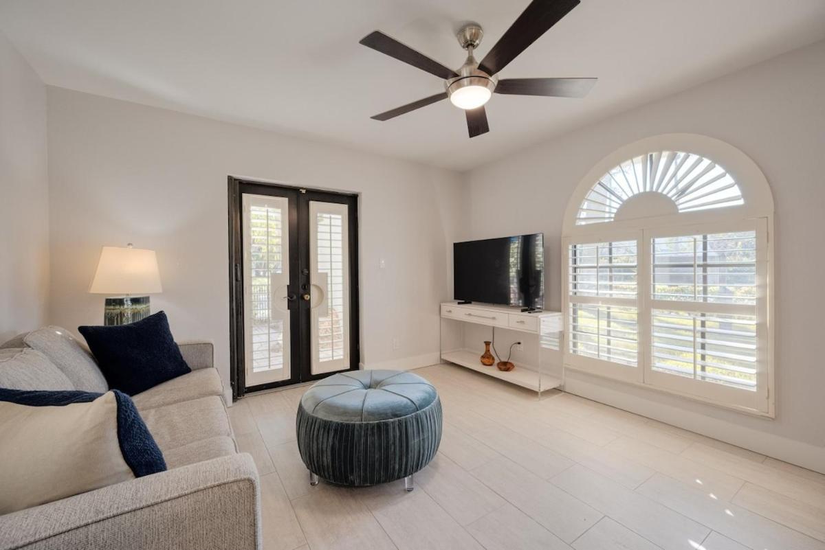 Lemarquis, Old Condo, Near Beach&downtown Apartment Naples