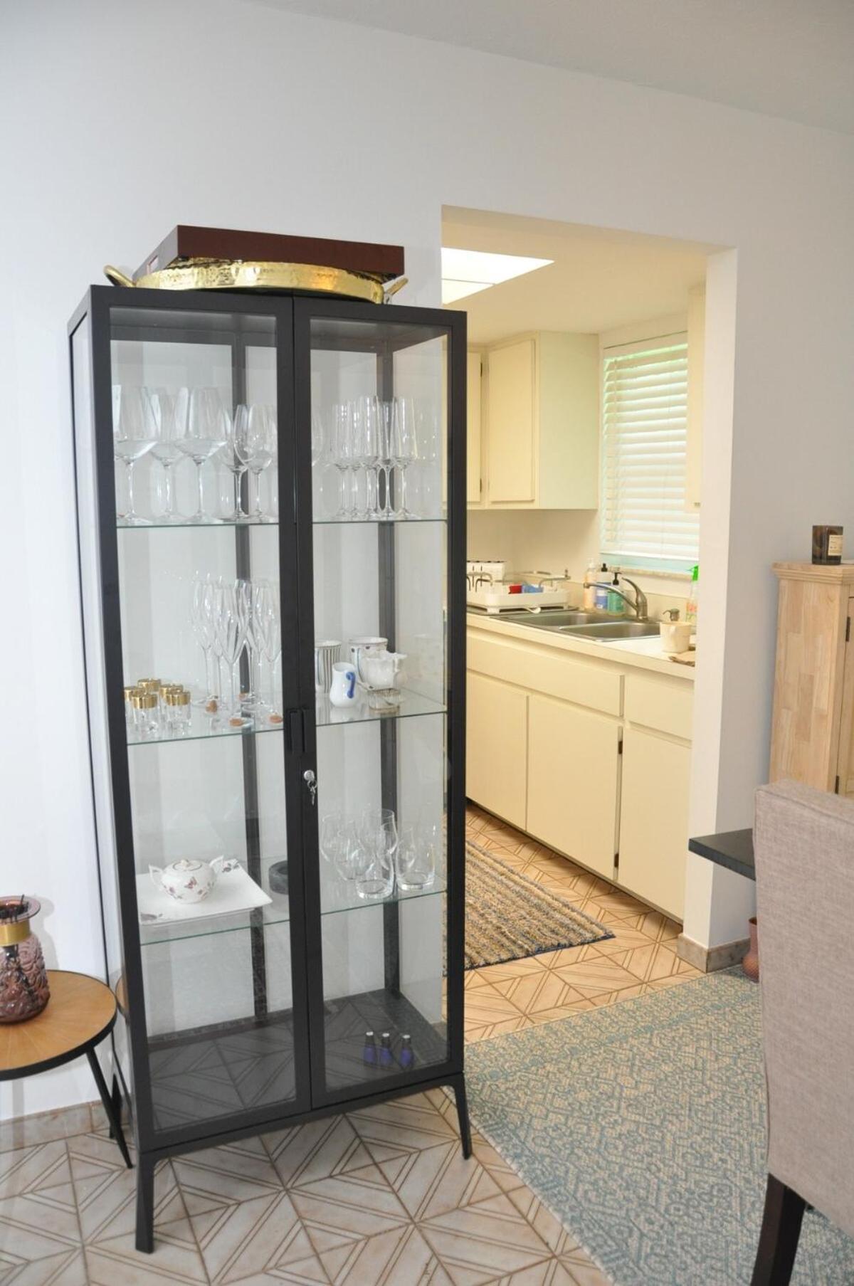 Holiday home Contemporary 2 Bedroom Near 5th Ave & Mercato