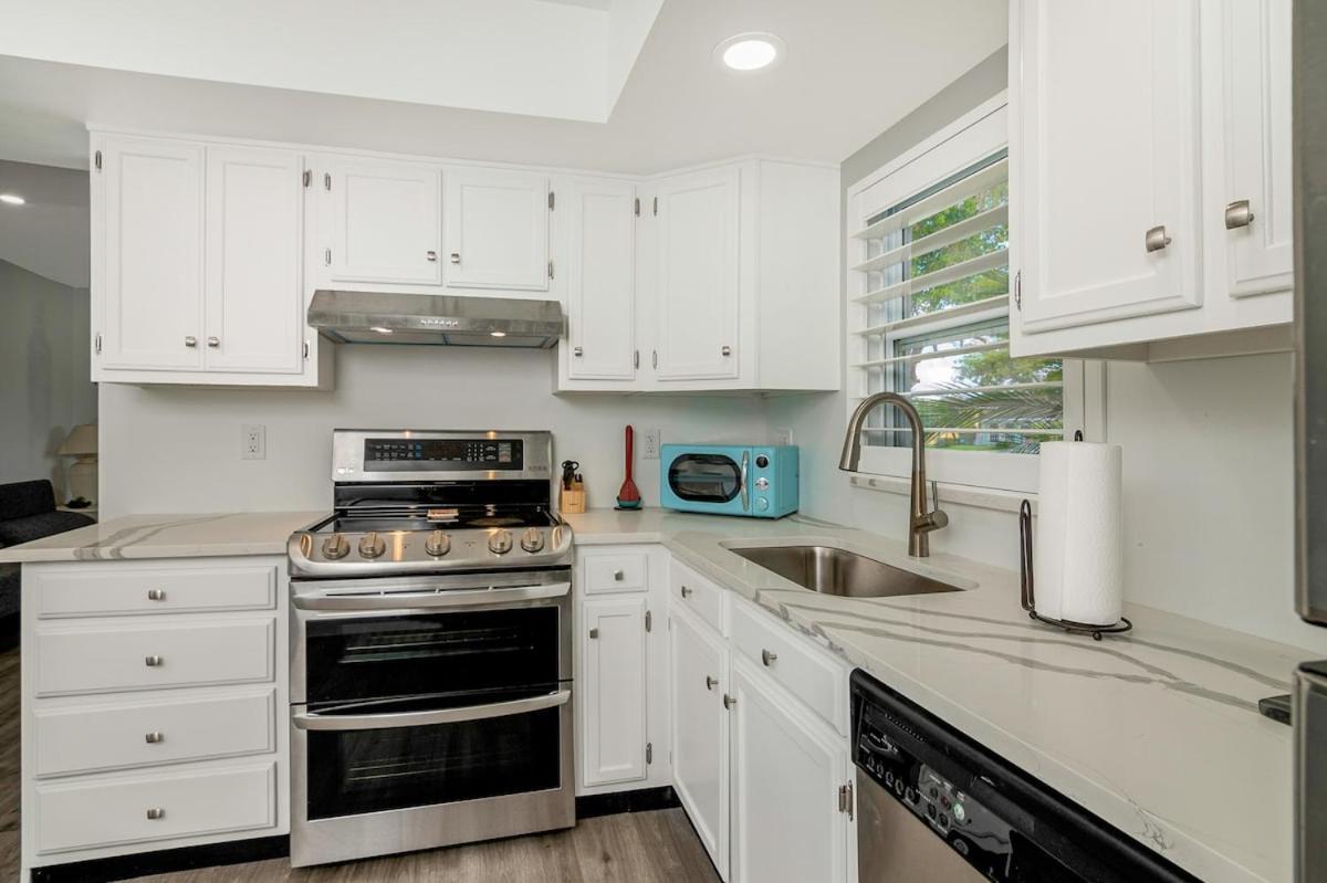 Beautiful Home, Walk Or Bike To The Beach! Naples