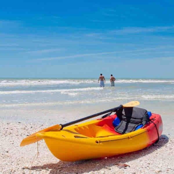 Beautiful Home, Walk Or Bike To The Beach! Holiday home